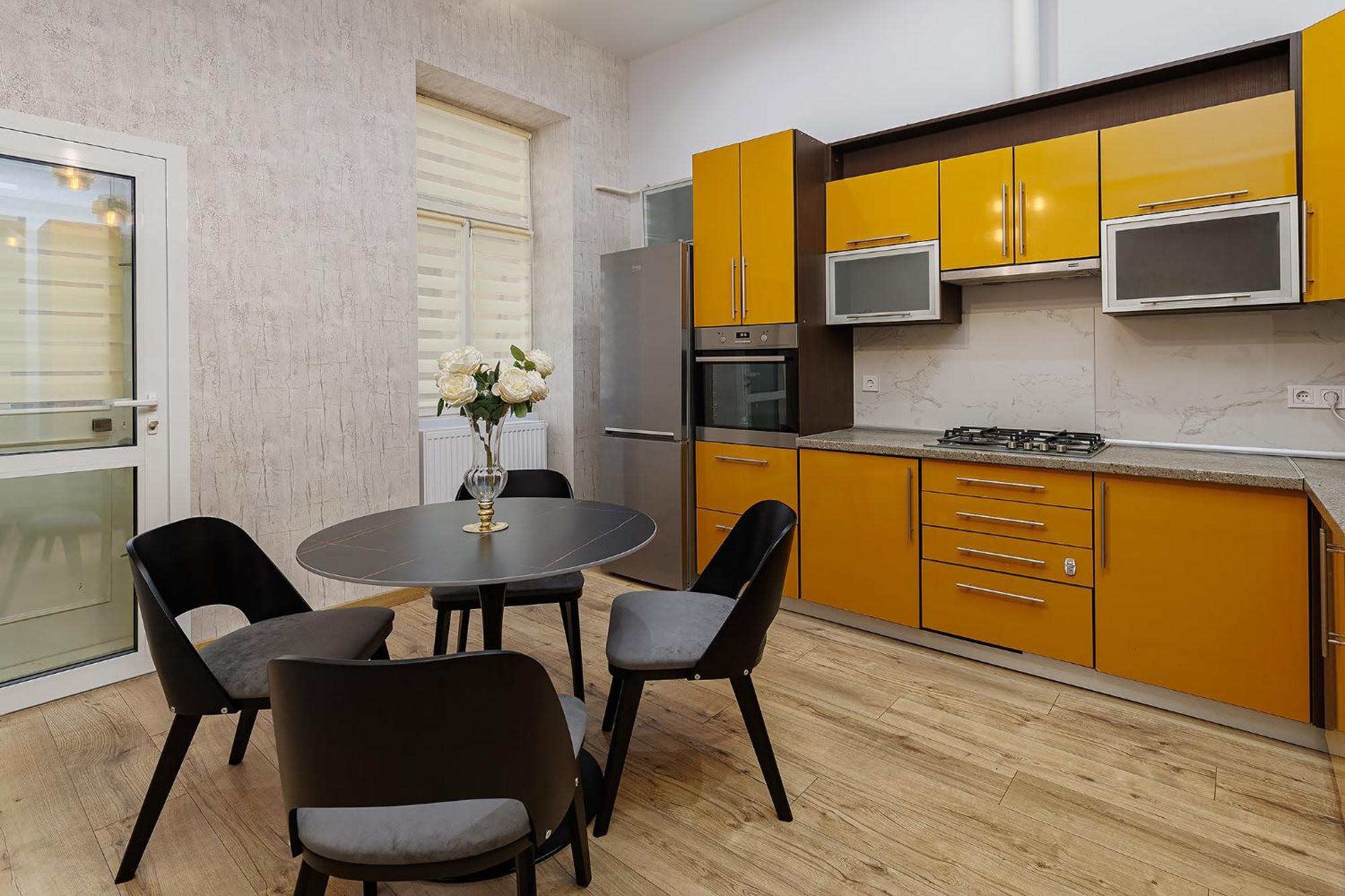 2 - Bedroom Apartments Galicia Λβιβ Εξωτερικό φωτογραφία